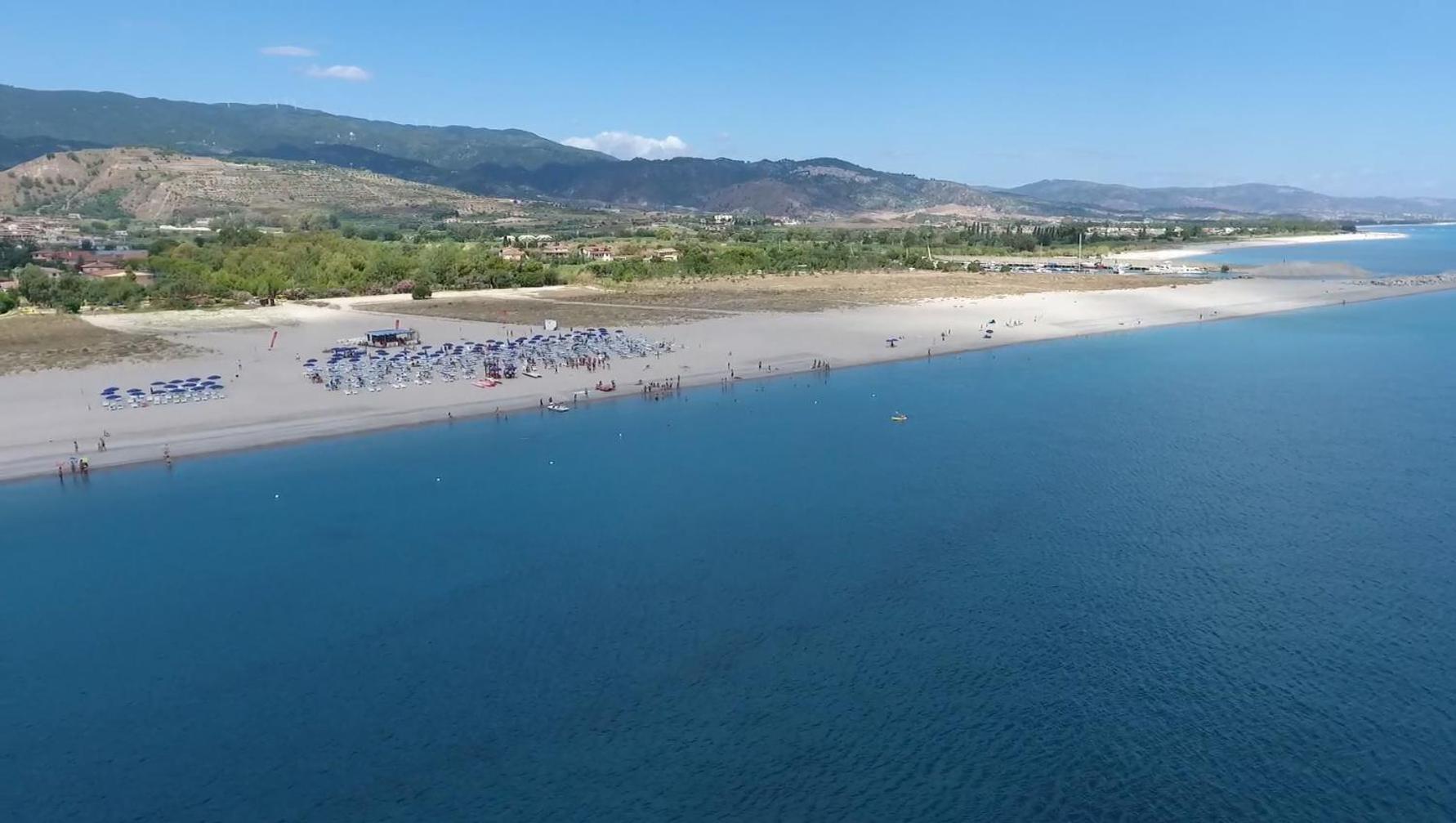 Club Esse Aquilia Beach Village Badolato Marina Exterior photo